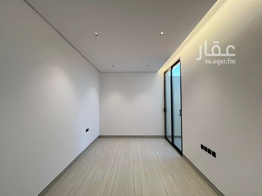 دور 3 غرف في العارض 14