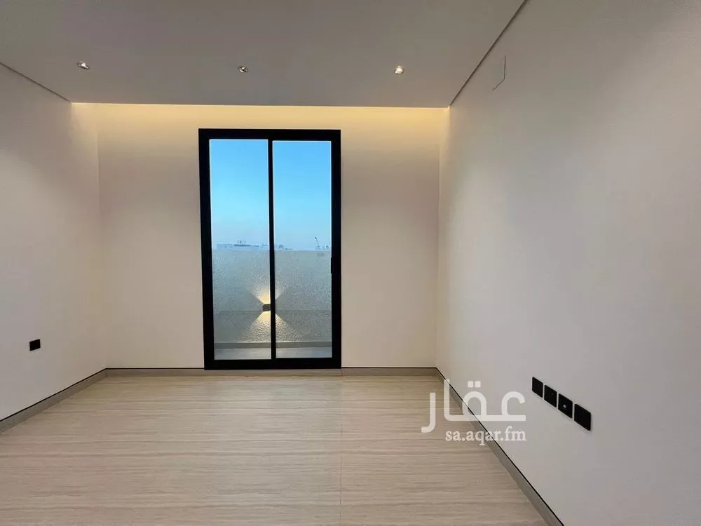 دور 3 غرف في العارض 17