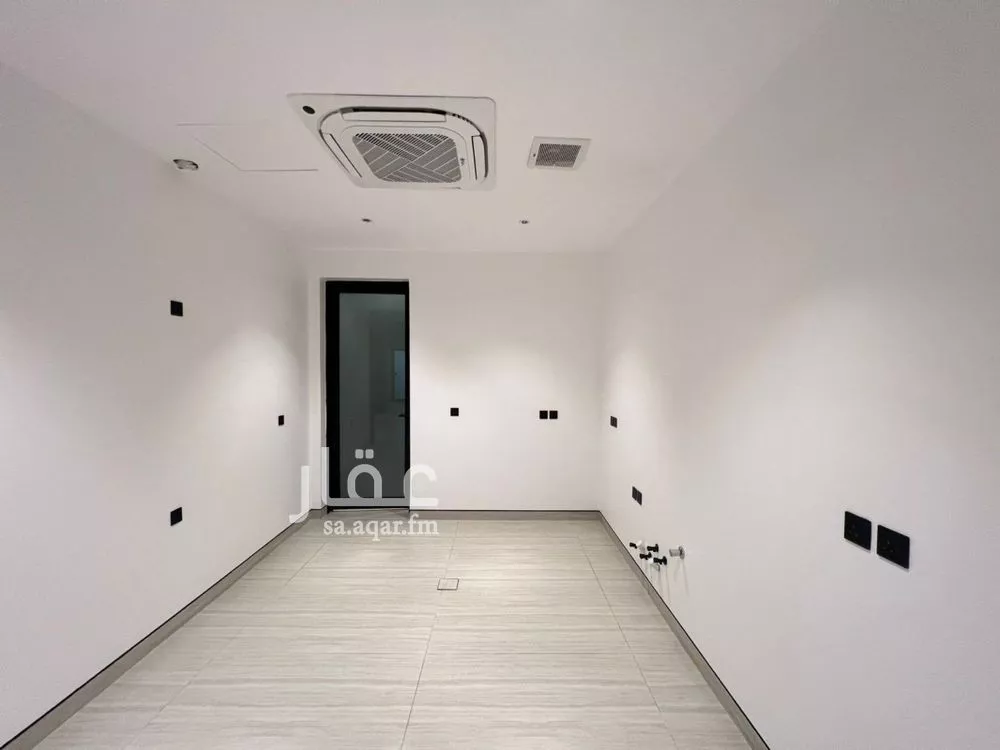 5 bedroom floor in Al Aridh 18