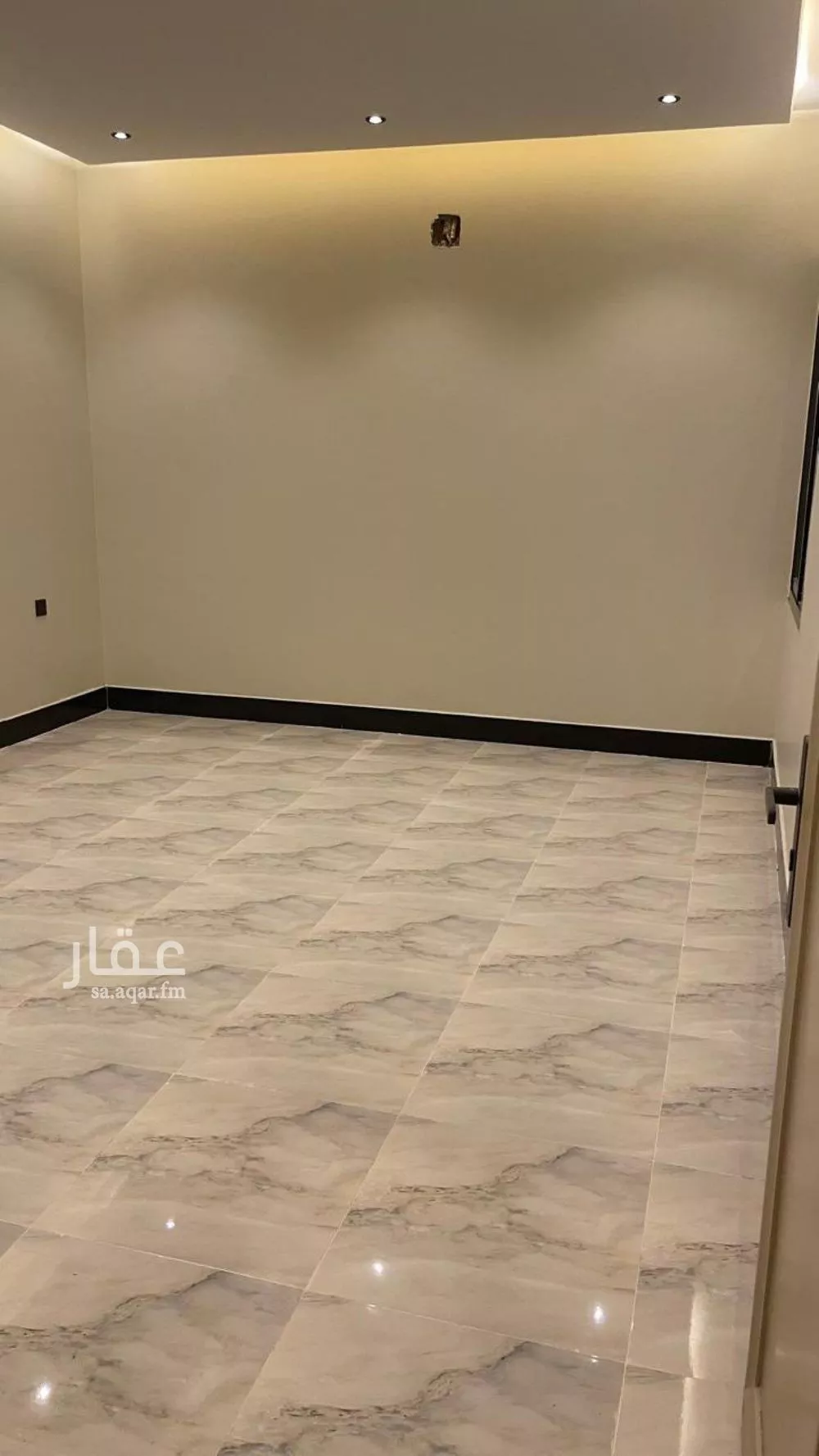 6 bedroom floor in Dahiat Namar 3