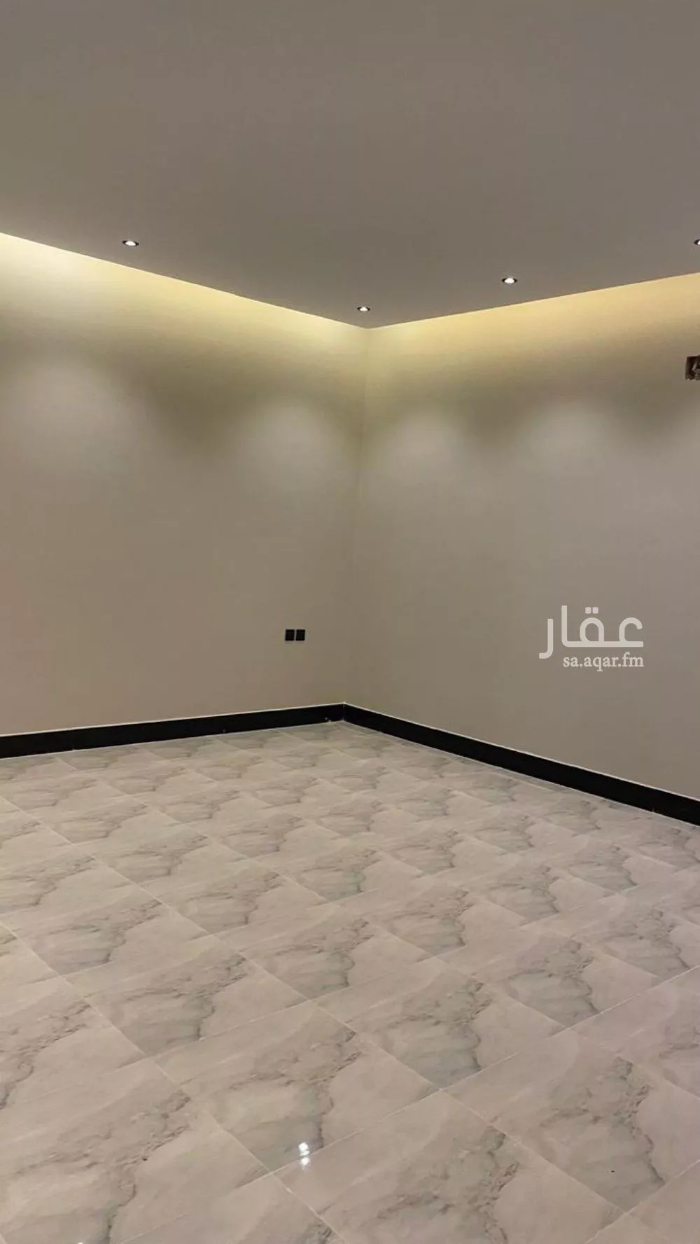 6 bedroom floor in Dahiat Namar 6