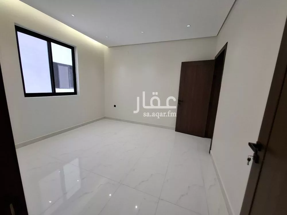 5 bedroom floor in Al Janadriyah 13