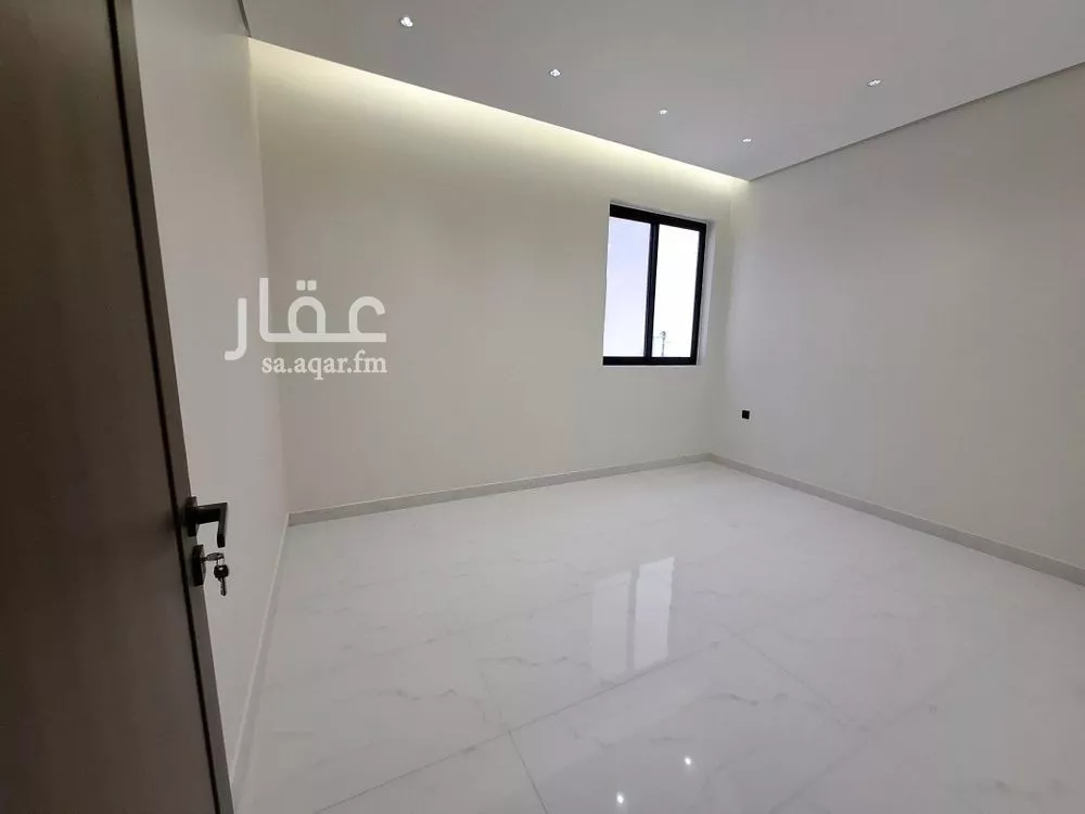 5 bedroom floor in Al Janadriyah 3