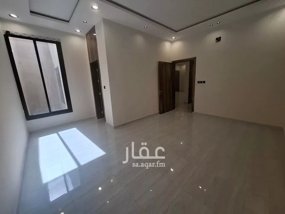 4 bedroom floor in Al Qadisiyah 2