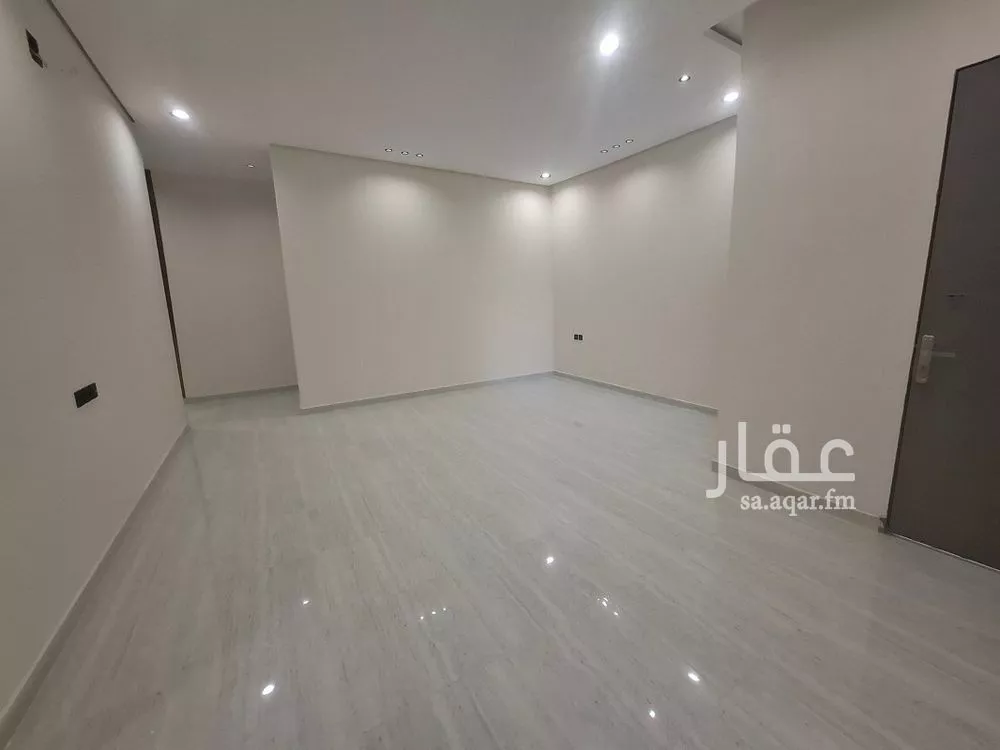4 bedroom floor in Al Qadisiyah 11