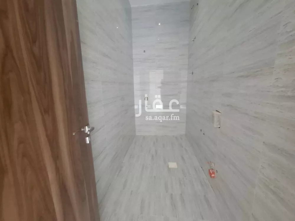 4 bedroom floor in Al Qadisiyah 12