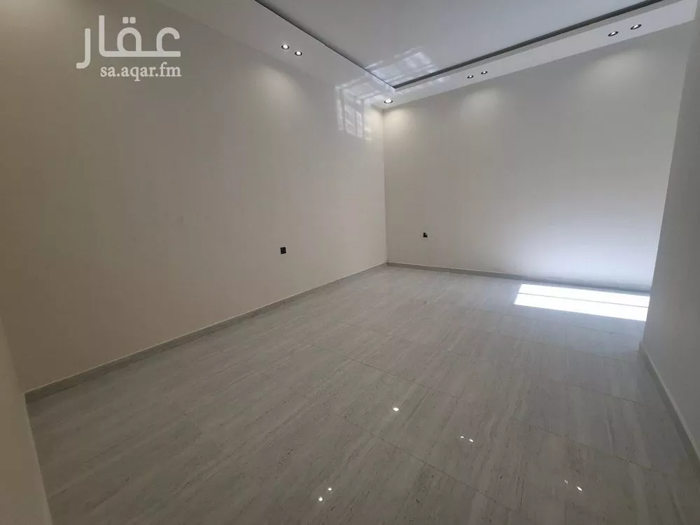 4 bedroom floor in Al Qadisiyah 14