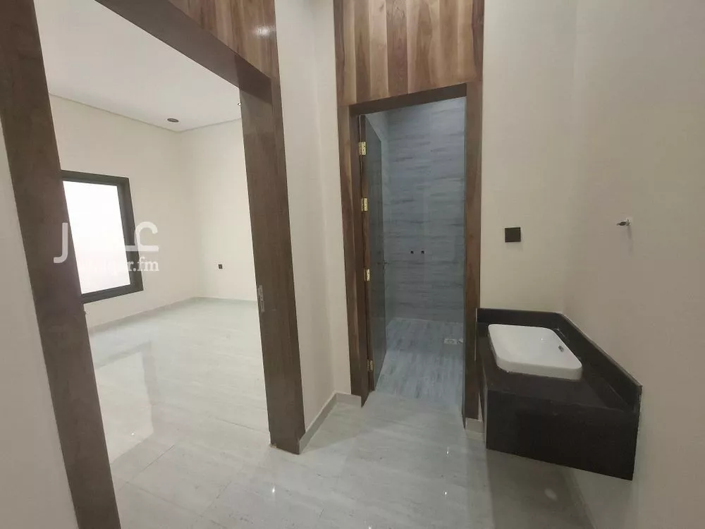 4 bedroom floor in Al Qadisiyah 5