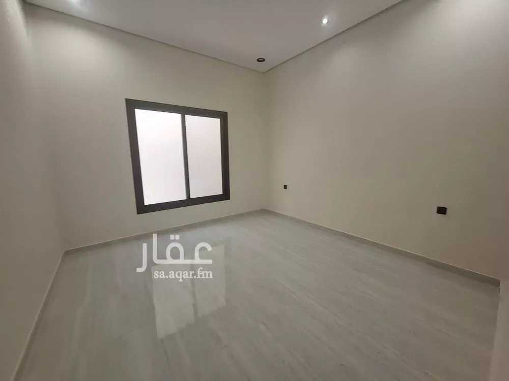 4 bedroom floor in Al Qadisiyah 8