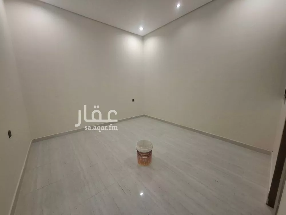 4 bedroom floor in Al Qadisiyah 9