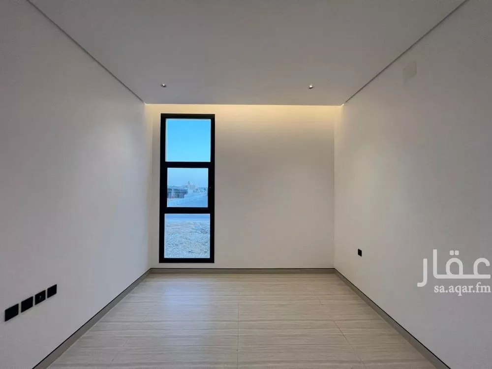 4 bedroom floor in Al Aridh 13