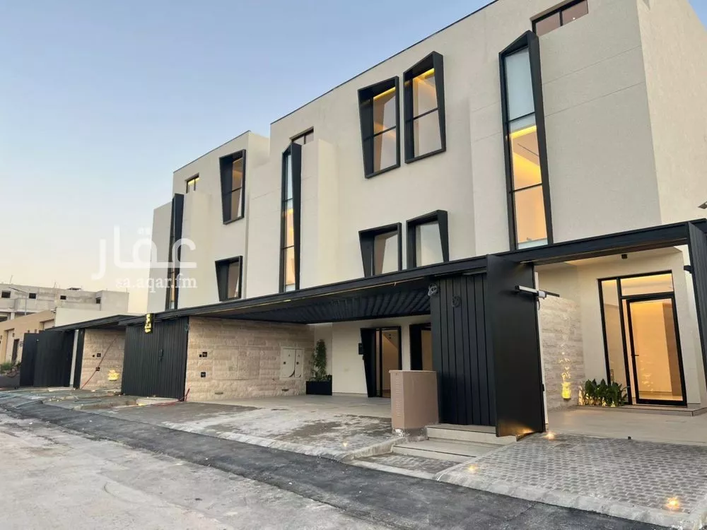 4 bedroom floor in Al Aridh 16