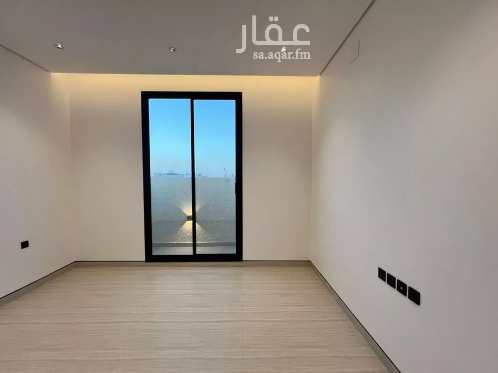 4 bedroom floor in Al Aridh 3