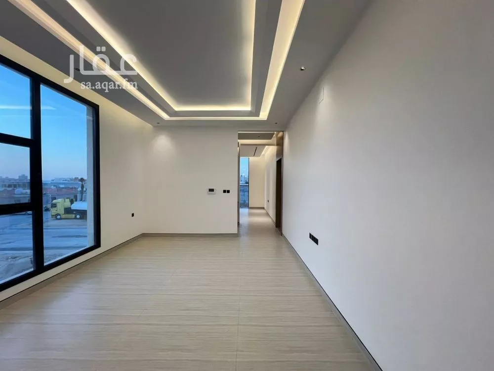 4 bedroom floor in Al Aridh 8