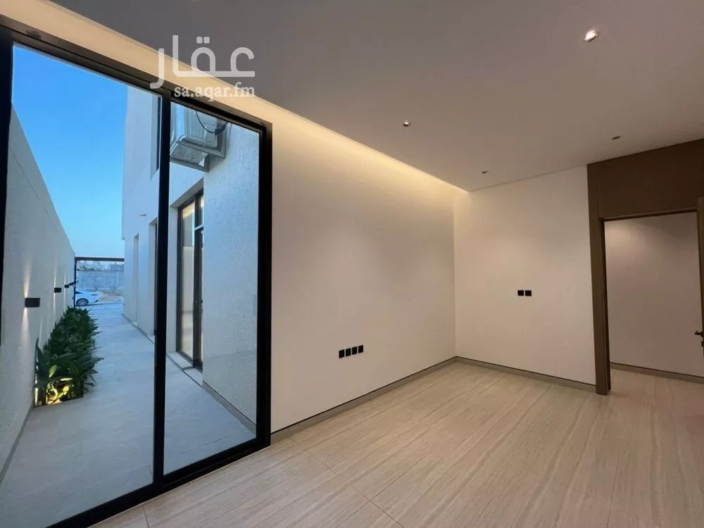 4 bedroom floor in Al Aridh 10