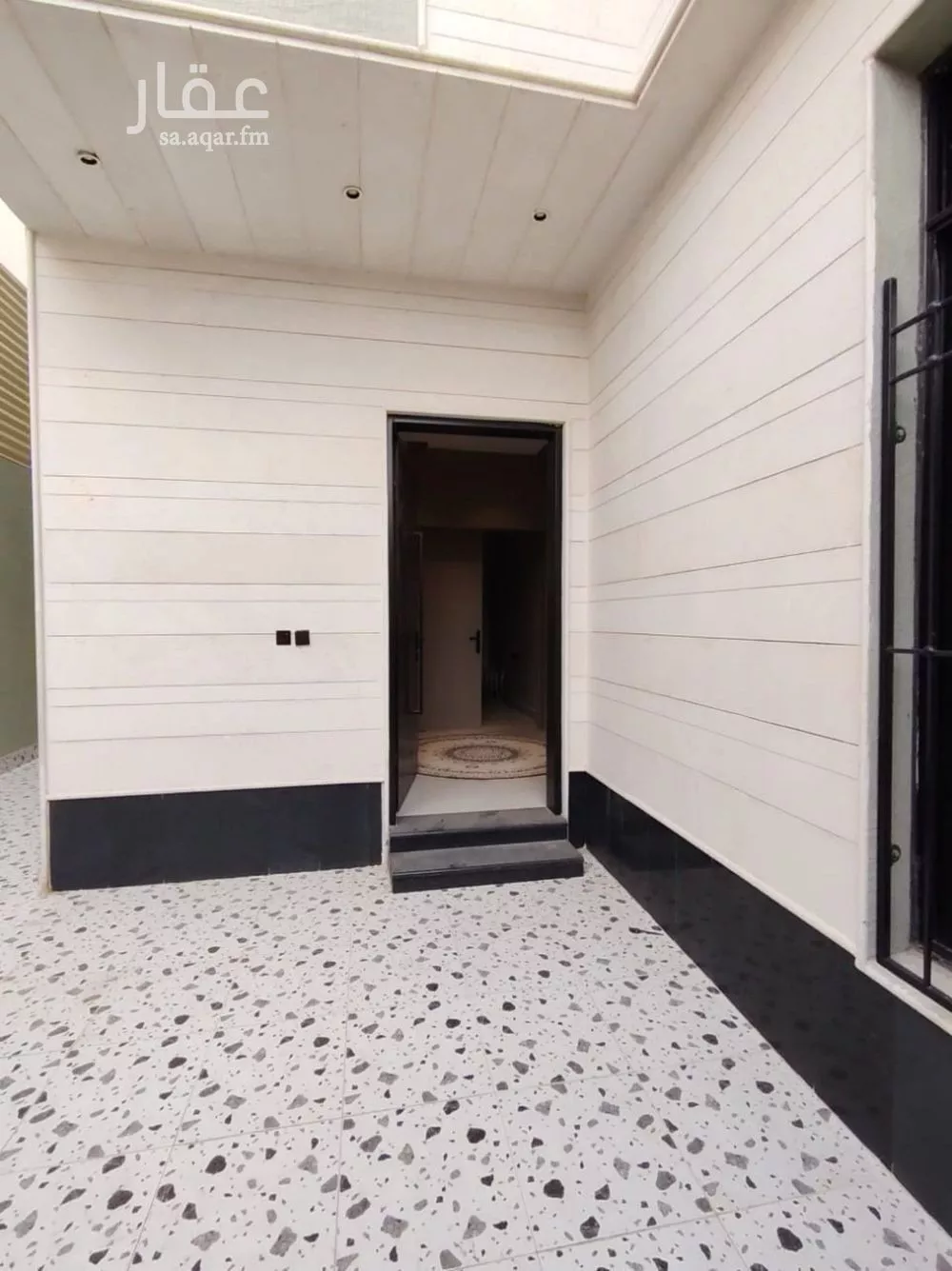 5 bedroom floor in Al Maizilah 20