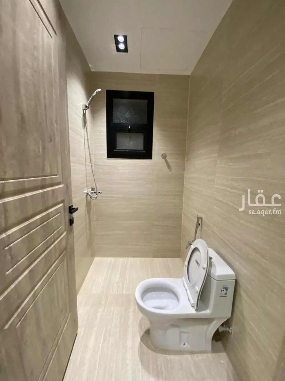 5 bedroom floor in Al Khaleej 19