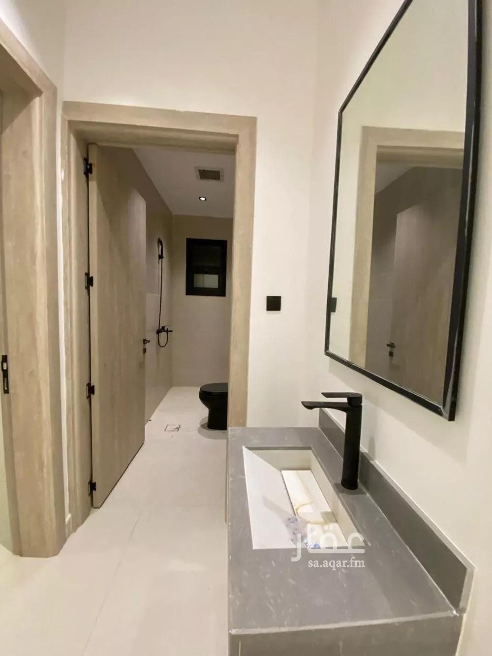 5 bedroom floor in Al Khaleej 21