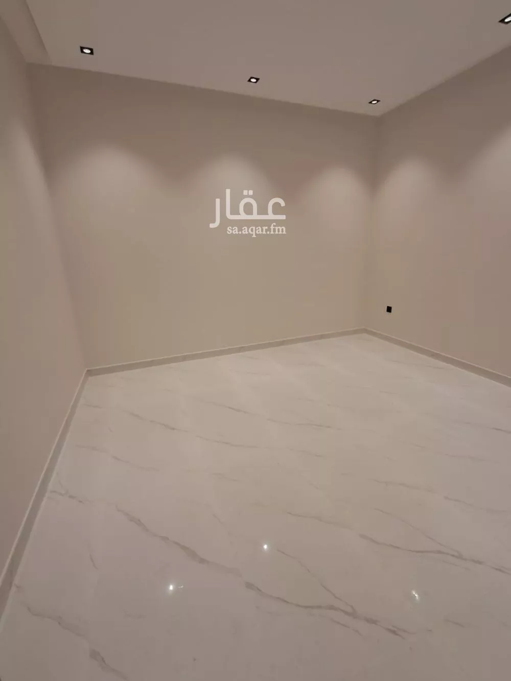 دور 3 غرف في عكاظ 19