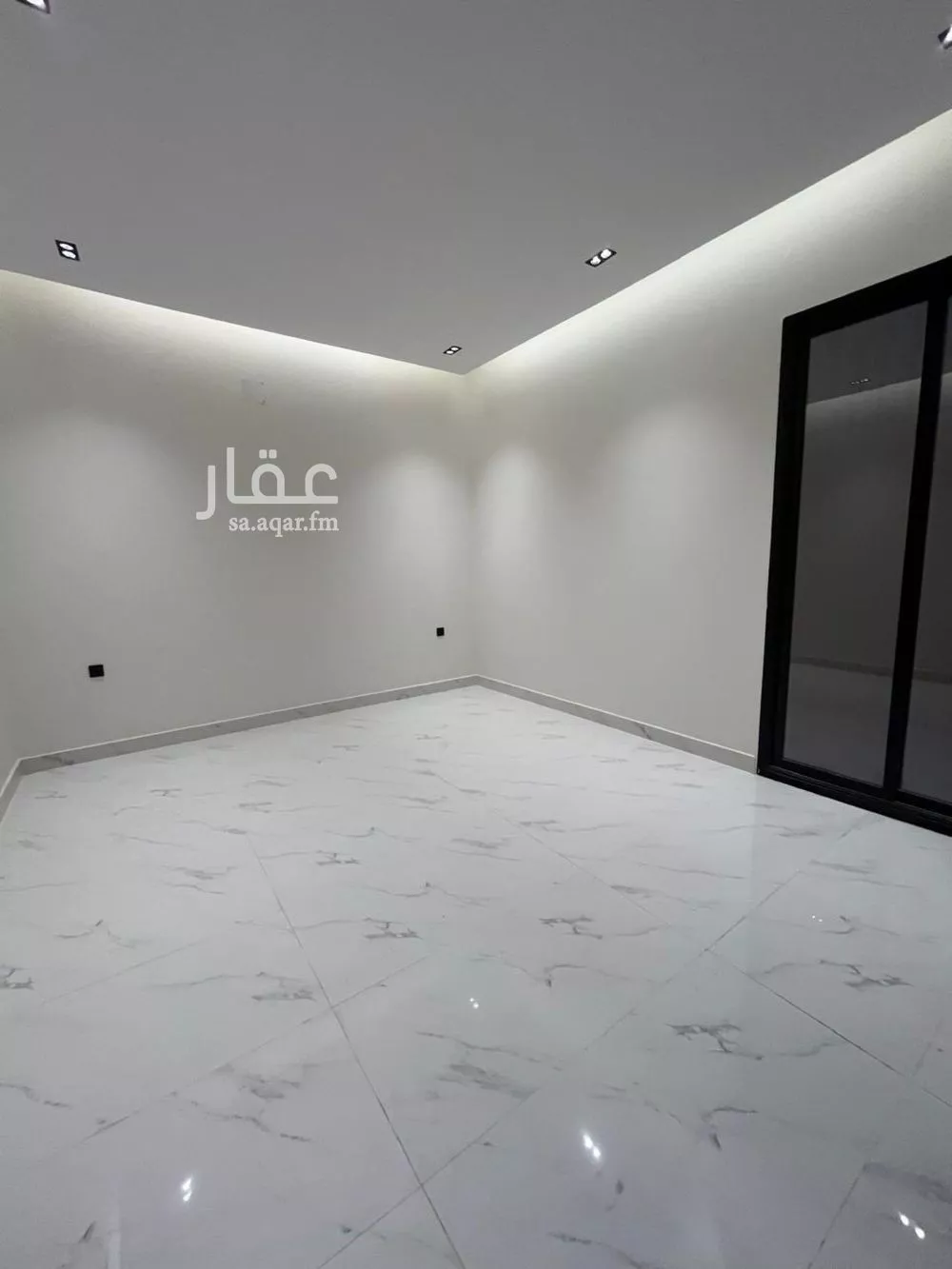 3 bedroom floor in Al Munsiyah 10