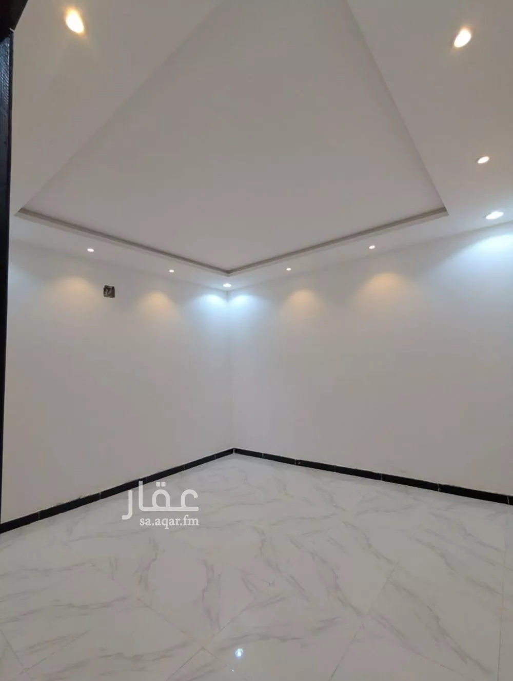 دور 4 غرف في طيبة 7