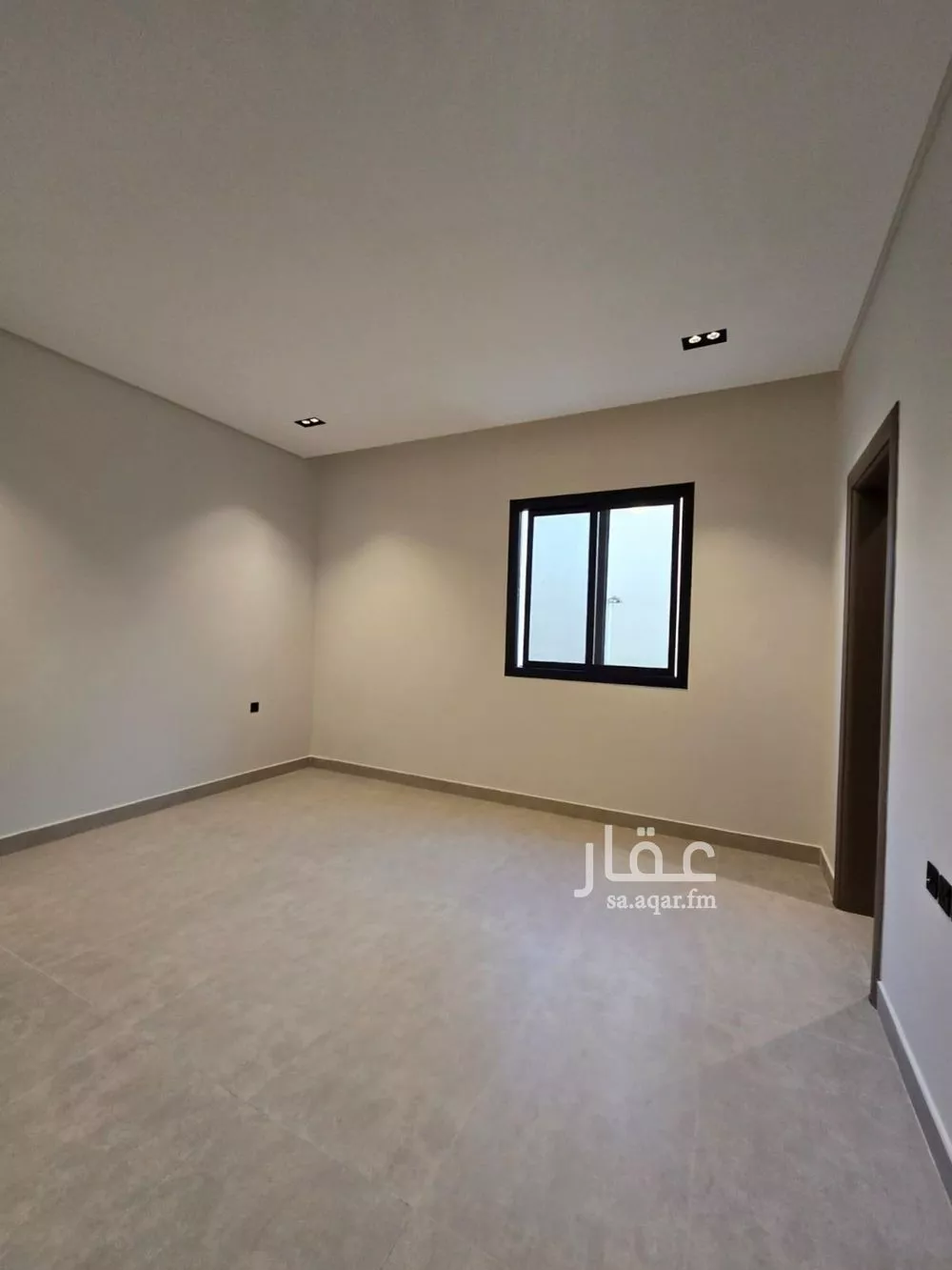 دور 3 غرف في السويدي 12
