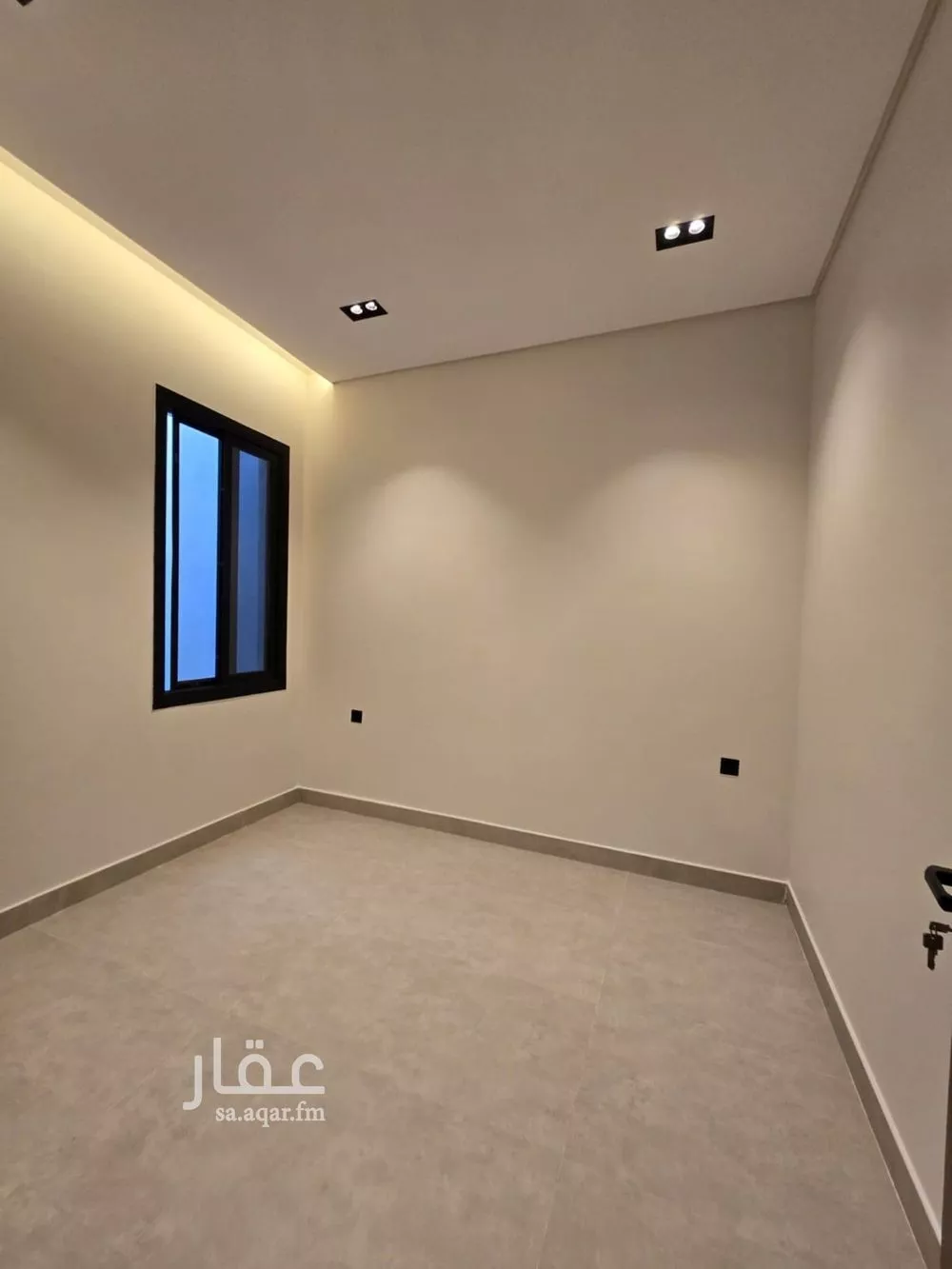 دور 3 غرف في السويدي 10