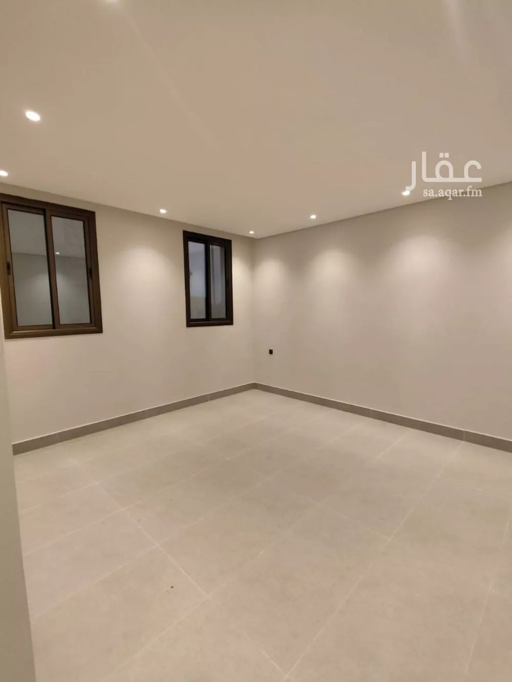 3 bedroom floor in As Suwaidi Al Gharabi 7