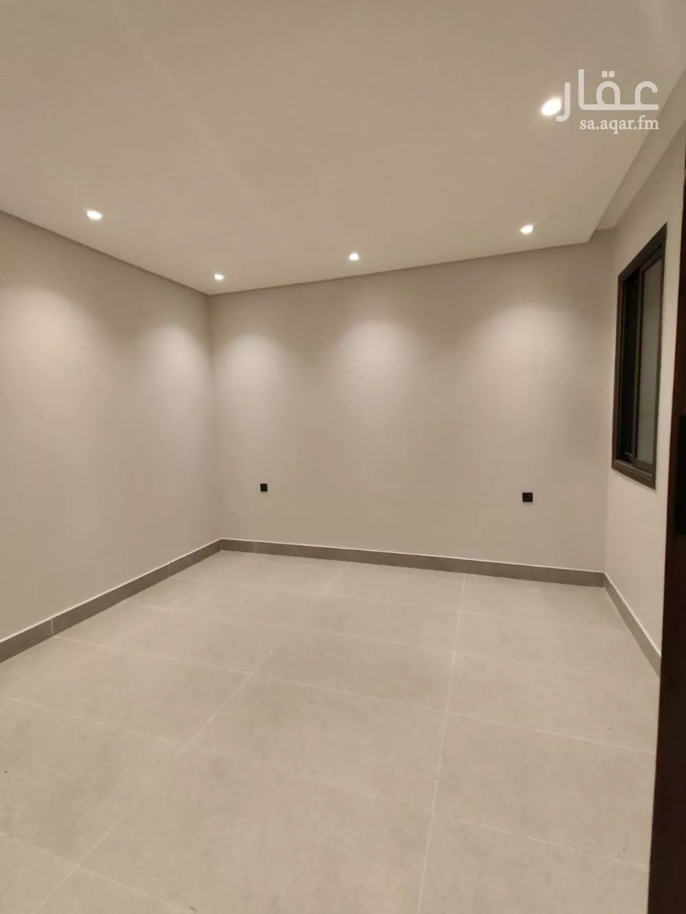 3 bedroom floor in As Suwaidi Al Gharabi 10