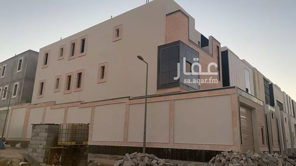 3 bedroom villa in Ash Sharq, Riyadh 3