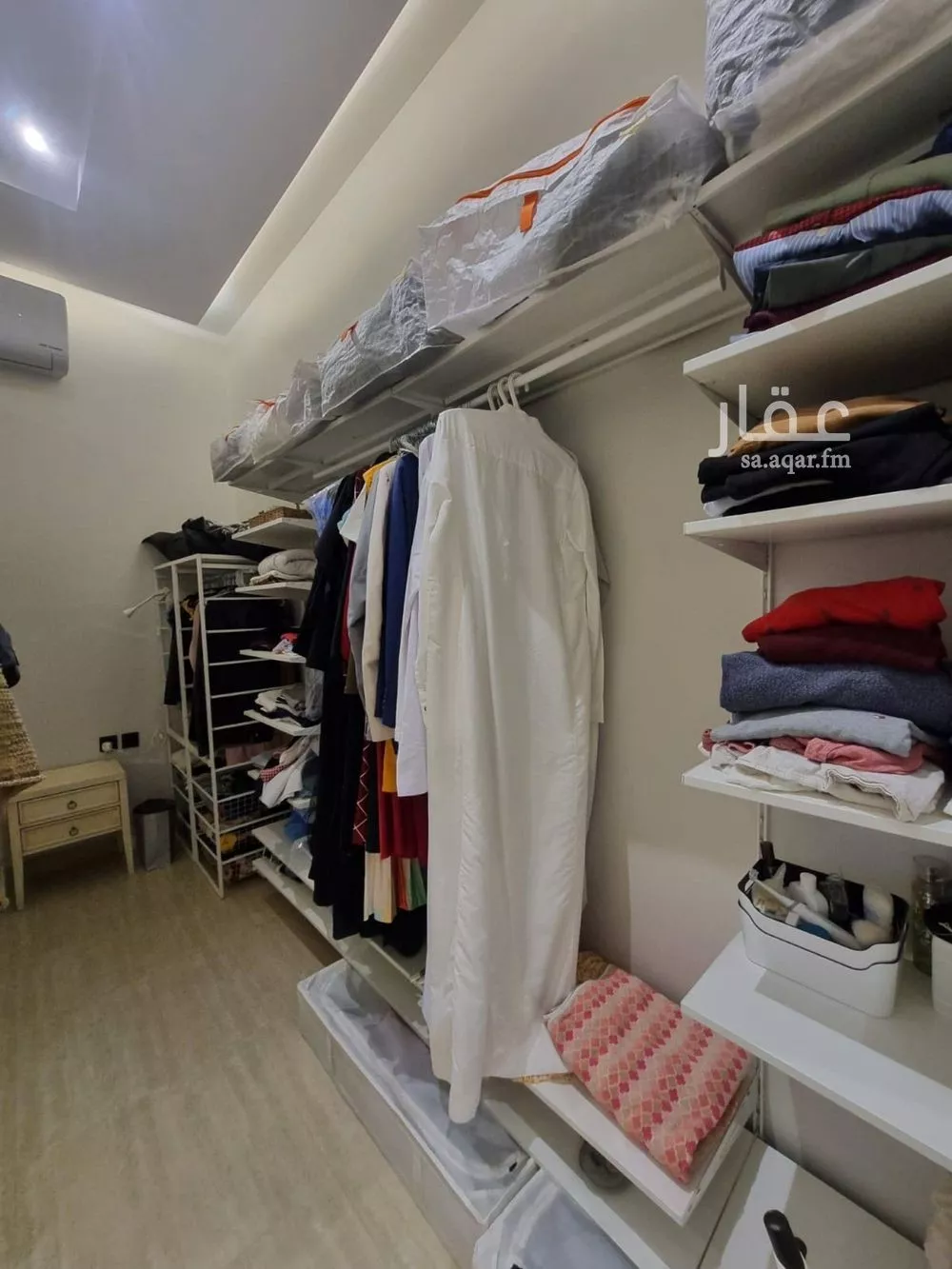3 bedroom floor in Al Rawdah 2