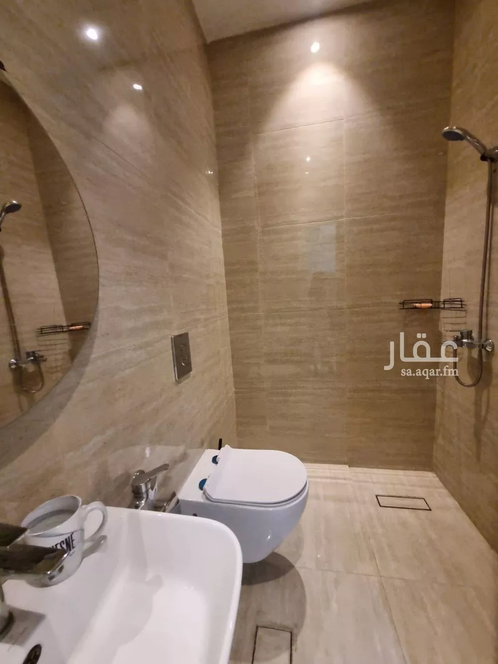 3 bedroom floor in Al Rawdah 17