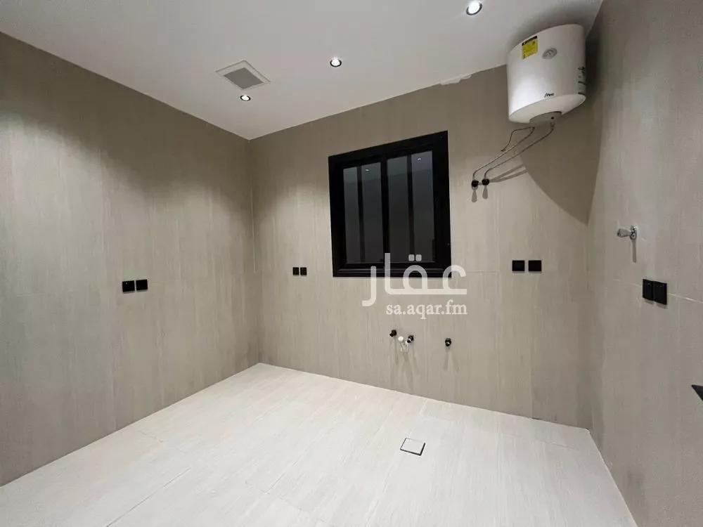 4 bedroom apartment in Al Uraija Al Gharbi, Riyadh