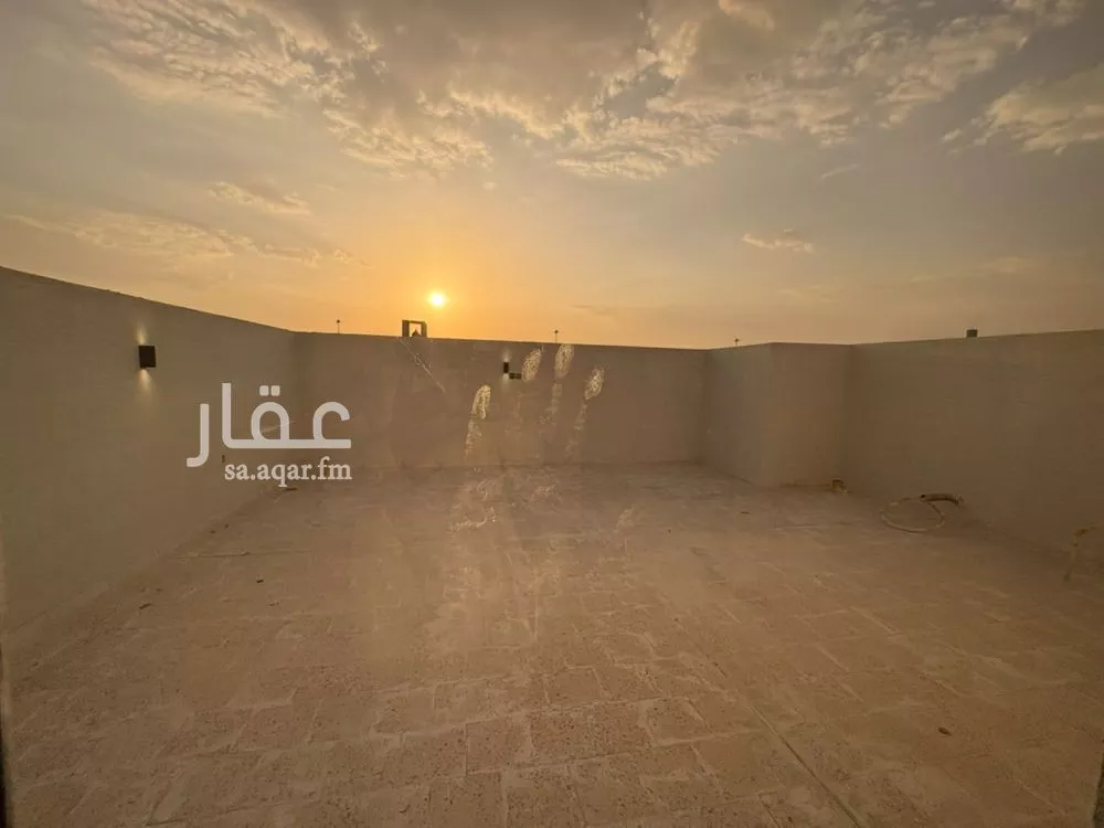 4 bedroom apartment in Al Uraija Al Gharbi, Riyadh 9