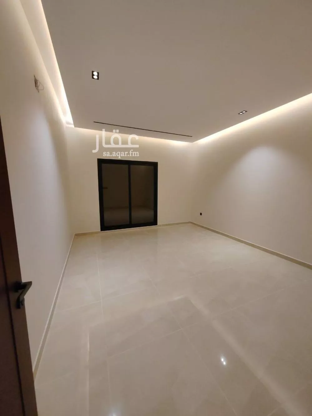 3 bedroom floor in Okaz 2