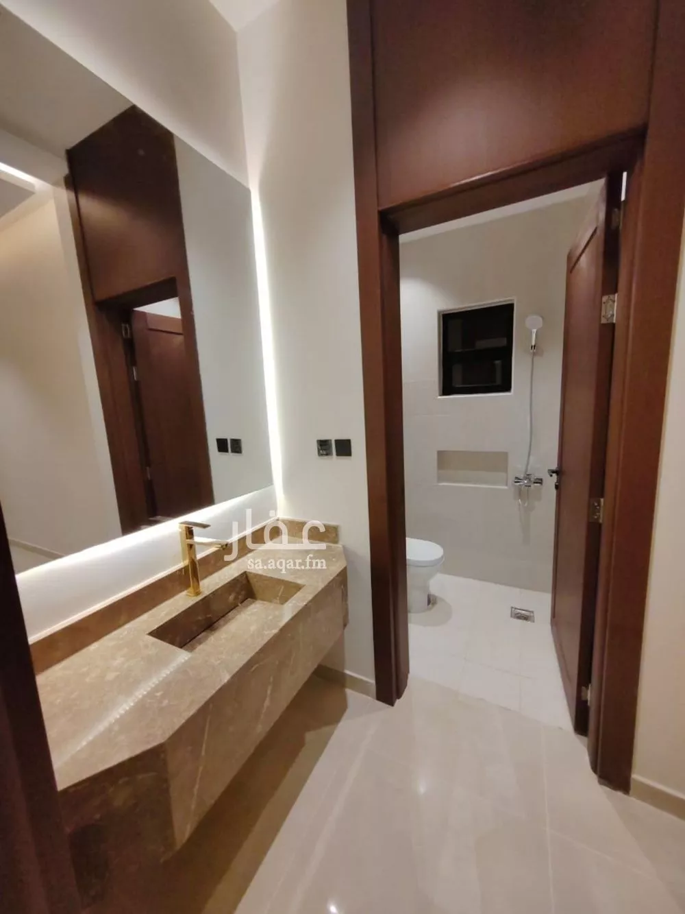 3 bedroom floor in Okaz 10