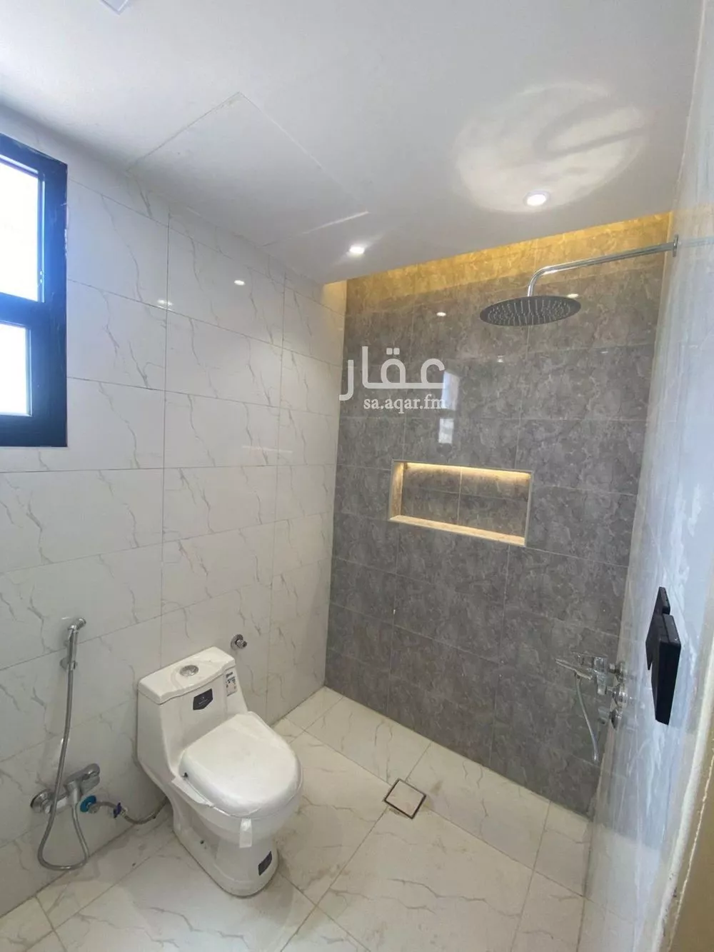 دور 5 غرف في عكاظ 6