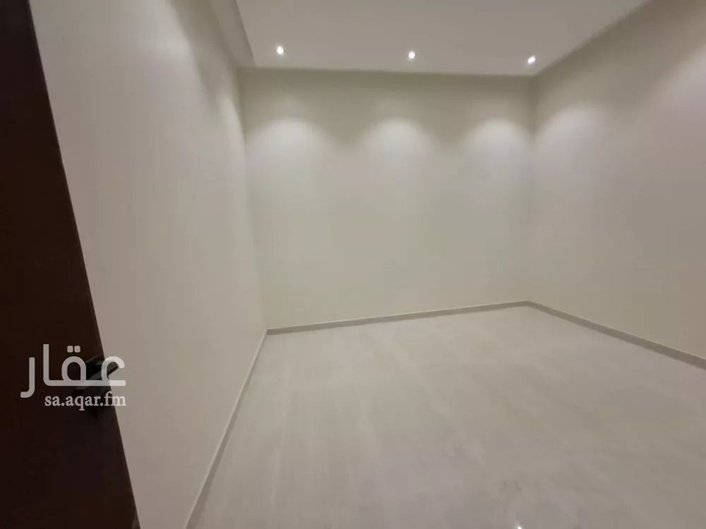 دور 5 غرف في عكاظ 8