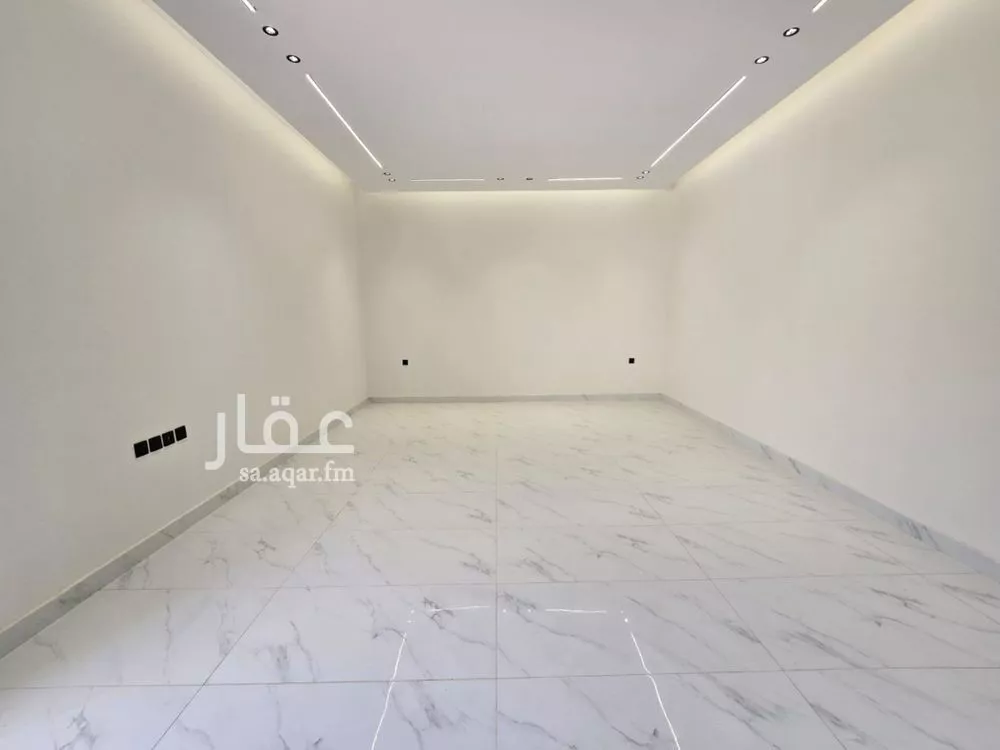 دور 4 غرف في المونسية 7