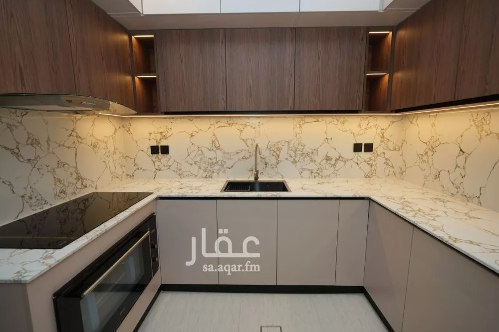 4 bedroom floor in Al Rawdah 6