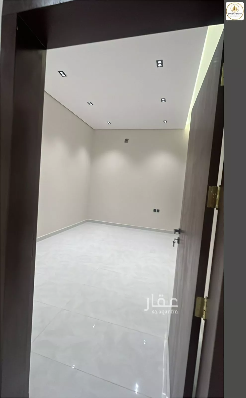 دور 6 غرف في الشرق 7