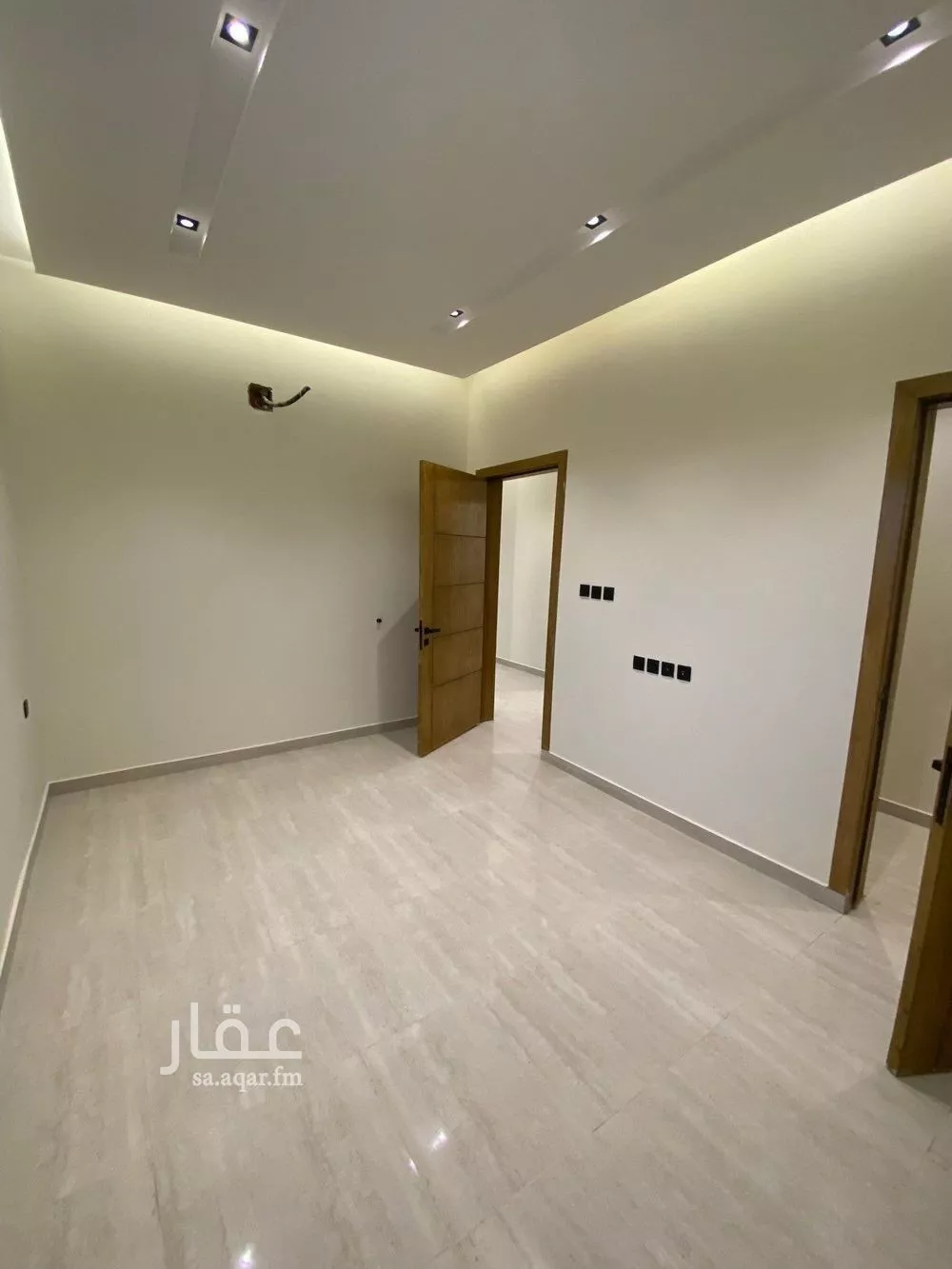 دور 5 غرف في الشرق 8