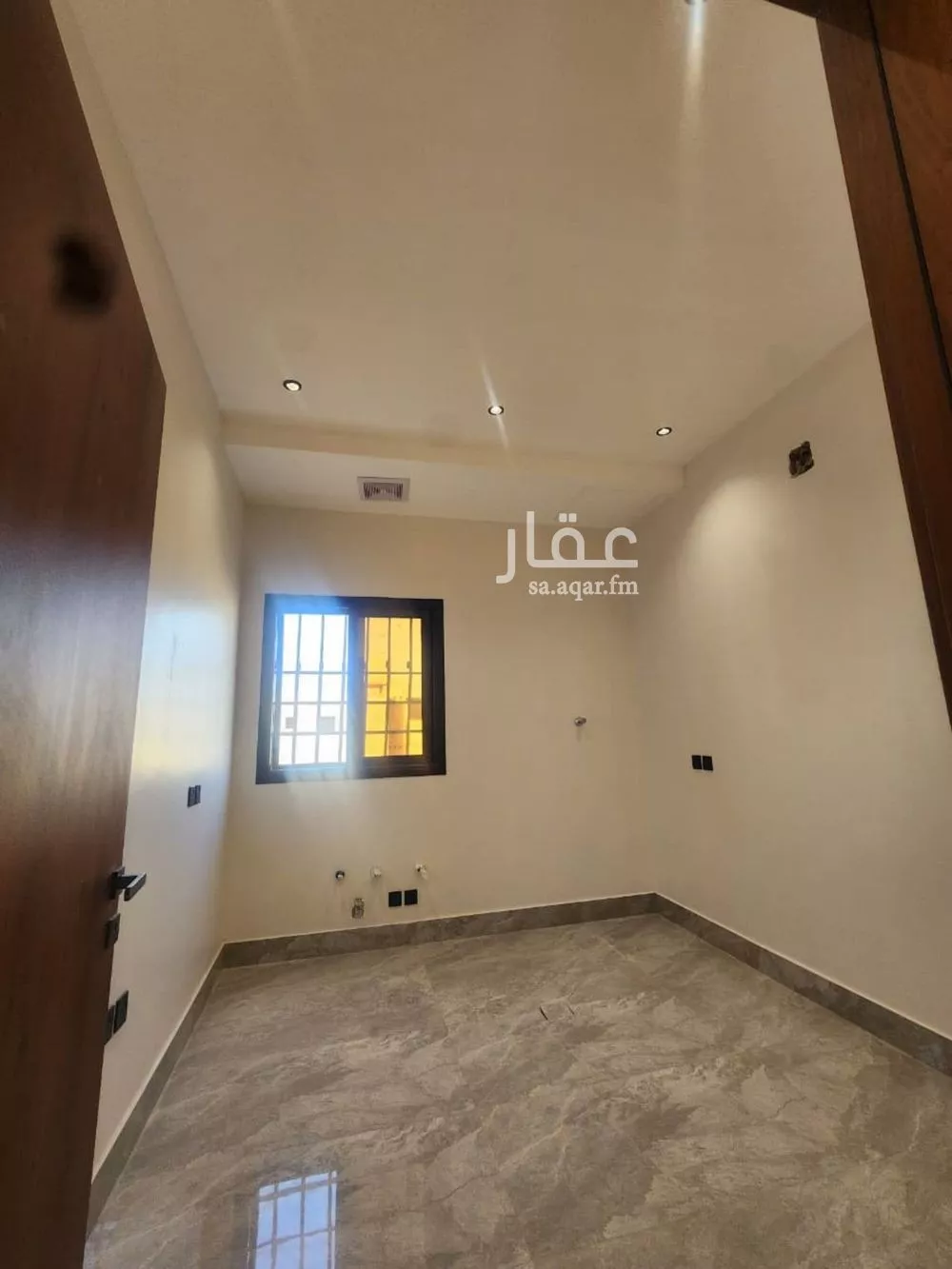 دور 6 غرف في الرمال 2
