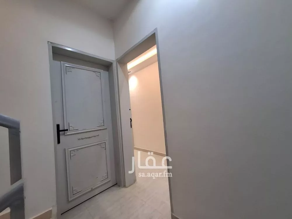 5 bedroom floor in Badr 18