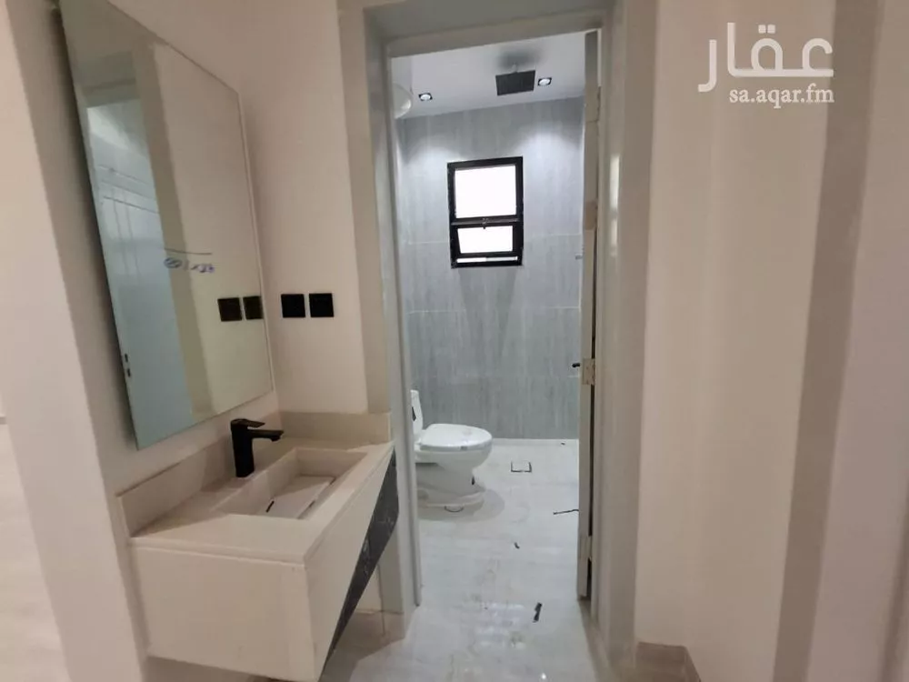 5 bedroom floor in Badr 8