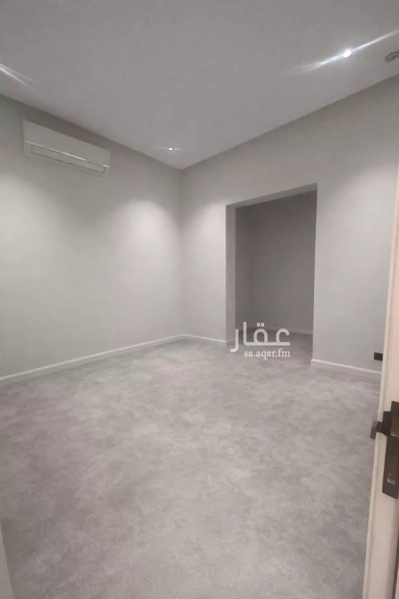 3 bedroom floor in Al Rabie 13