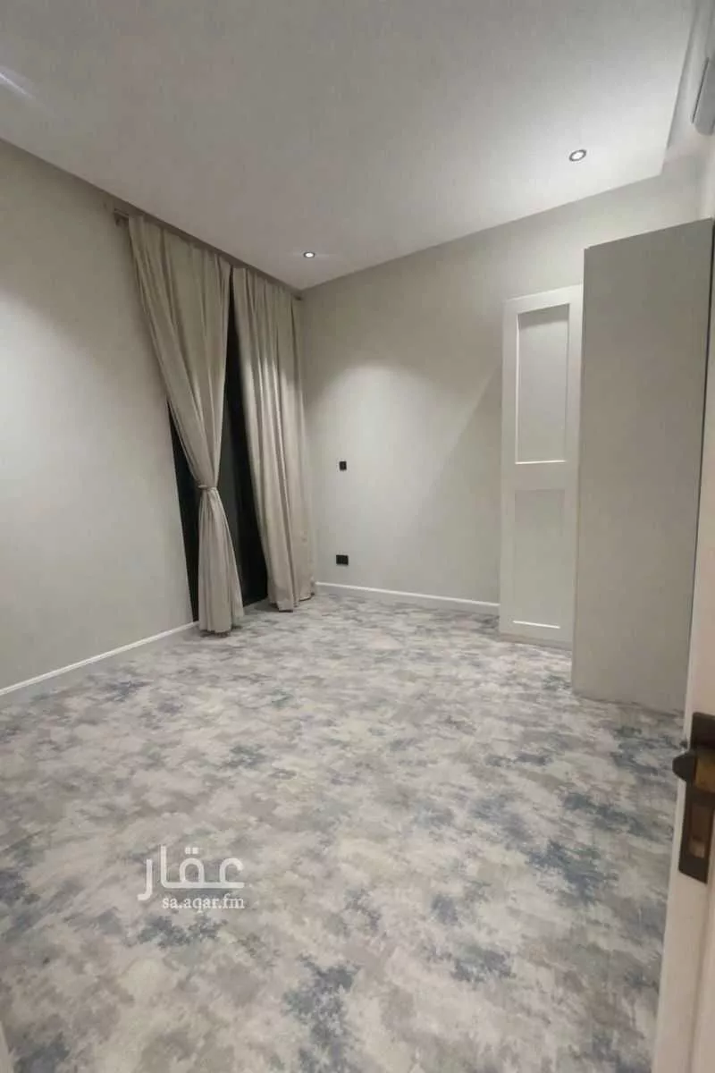 3 bedroom floor in Al Rabie 4