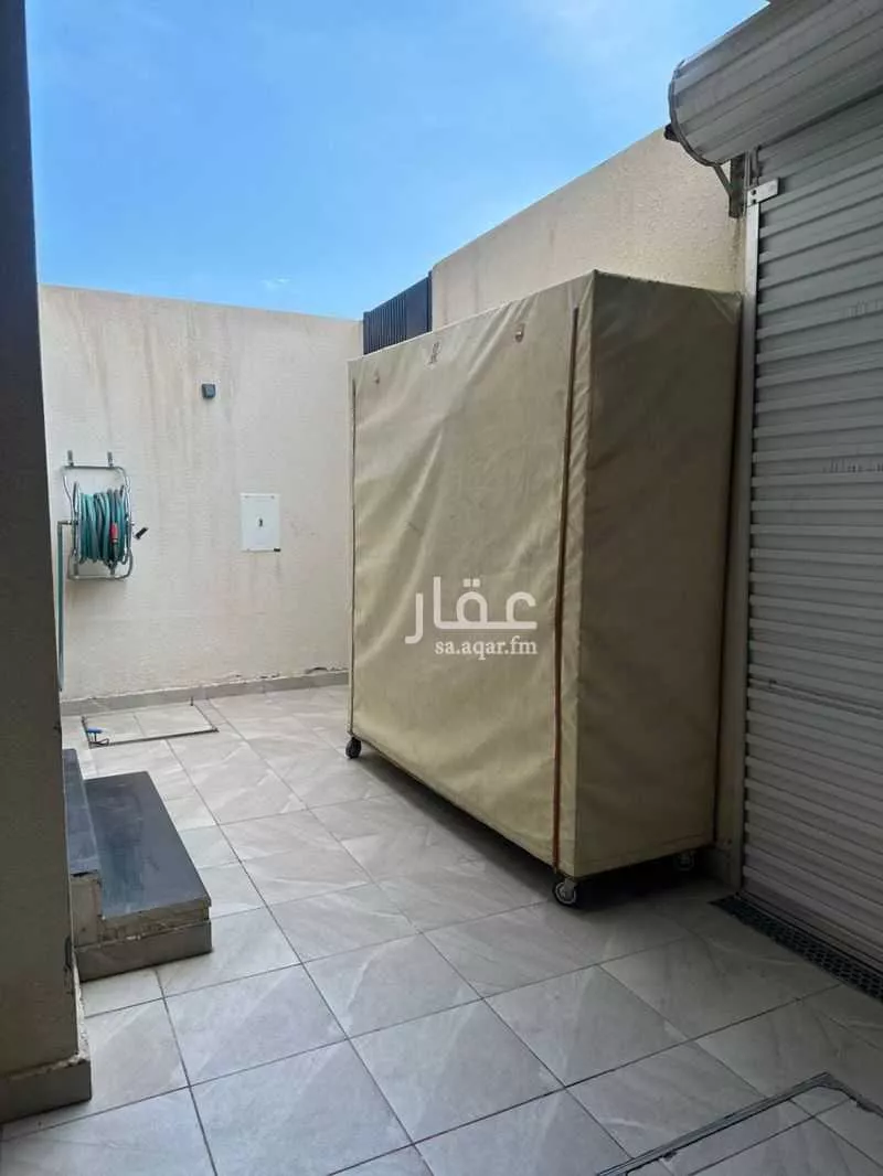 3 bedroom floor in Al Rabie 6