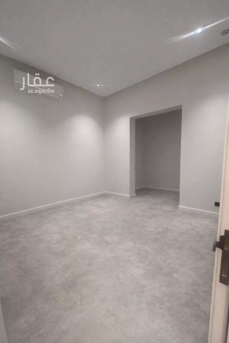 3 bedroom floor in Al Rabie 7