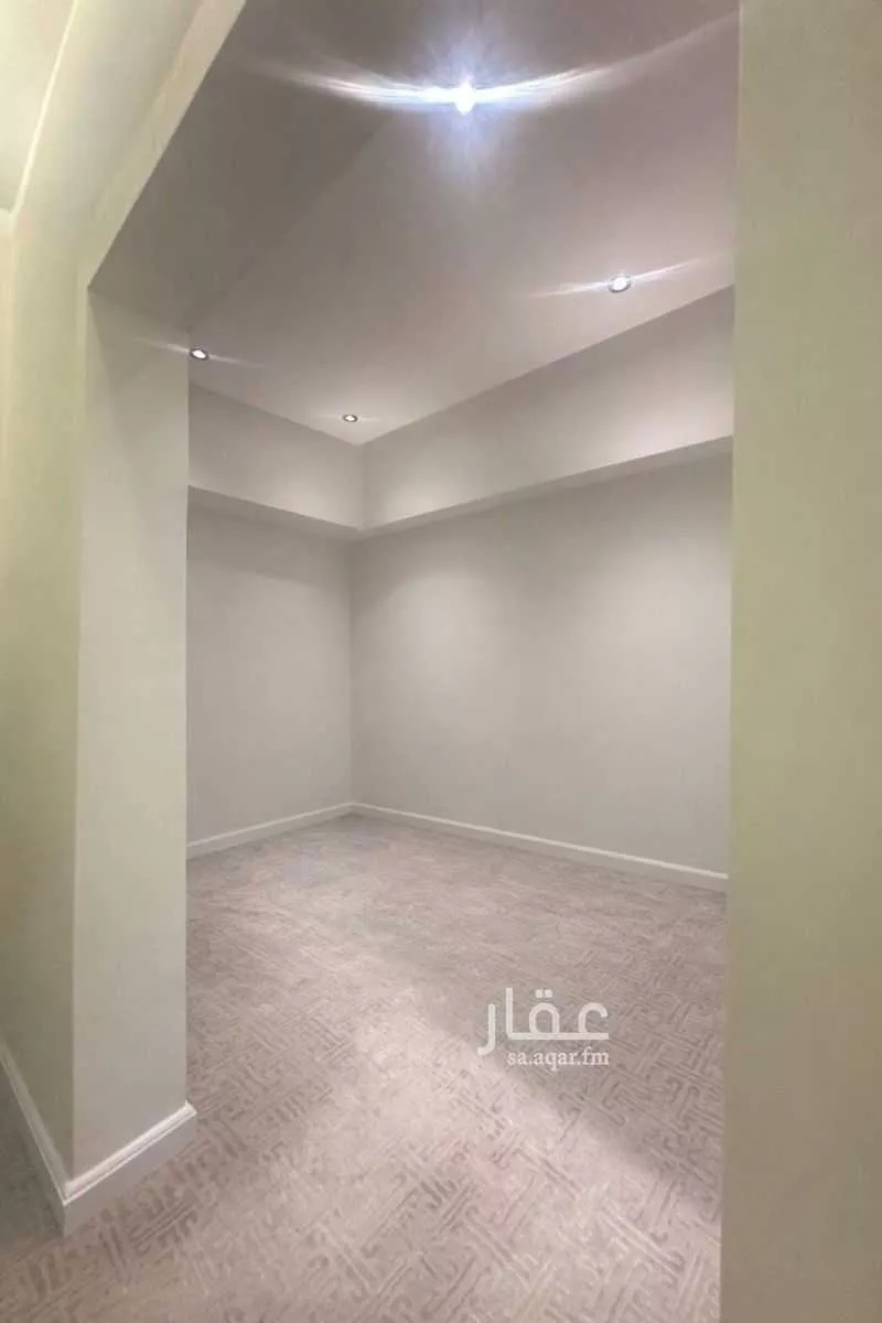 3 bedroom floor in Al Rabie 8